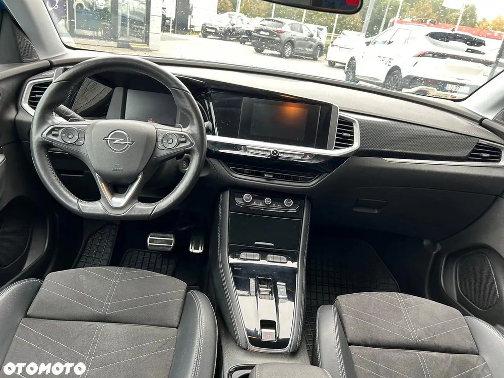 Opel Grandland 1.2 T GS S&S - 9