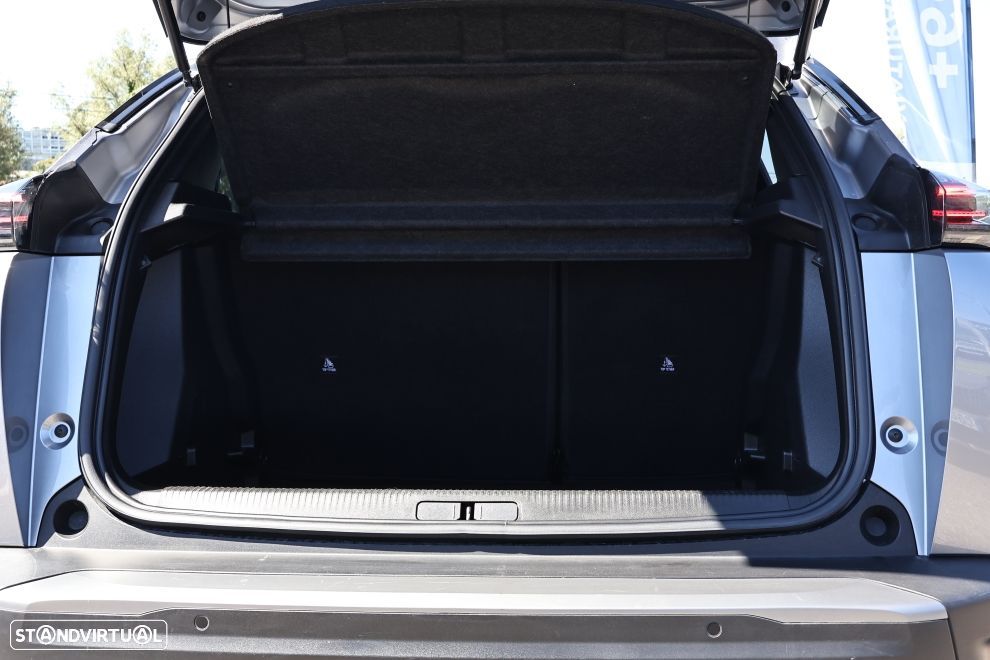 Peugeot 2008 1.2 Hybrid Allure e-DCS6 - 20