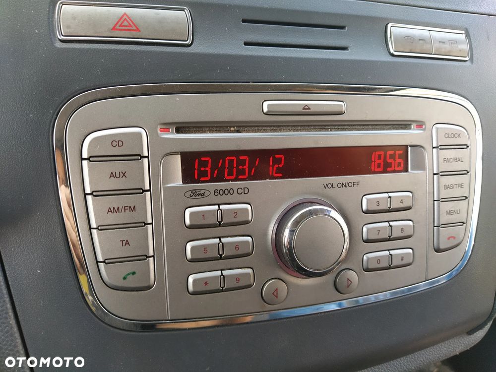 Ford Transit Connect - 14