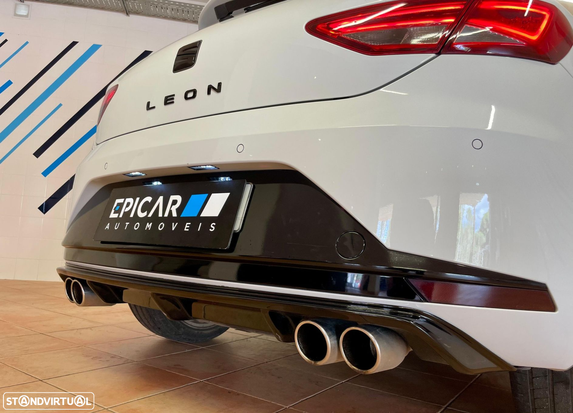 SEAT Leon 2.0 TDI DPF S&S FR - 39