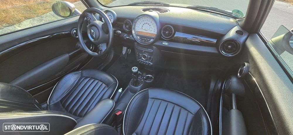 MINI Cabrio Cooper SD - 10