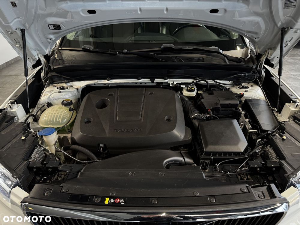 Volvo XC 40 - 32