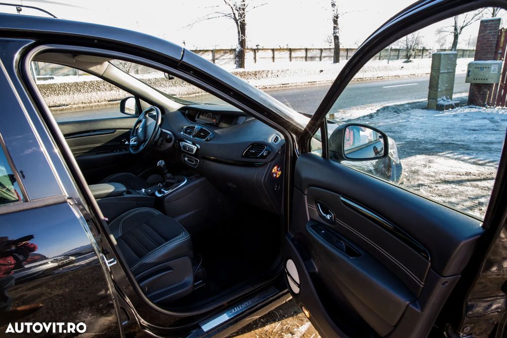 Renault Grand Scenic ENERGY dCi 130 S&S Bose Edition - 17