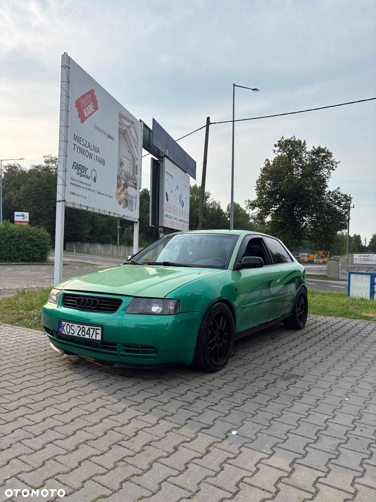 Audi A3 3-drzwiowe 1.8 Ambiente - 2