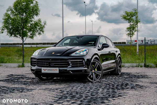 Porsche Cayenne Coupe E-Hybrid Platinum Edition
