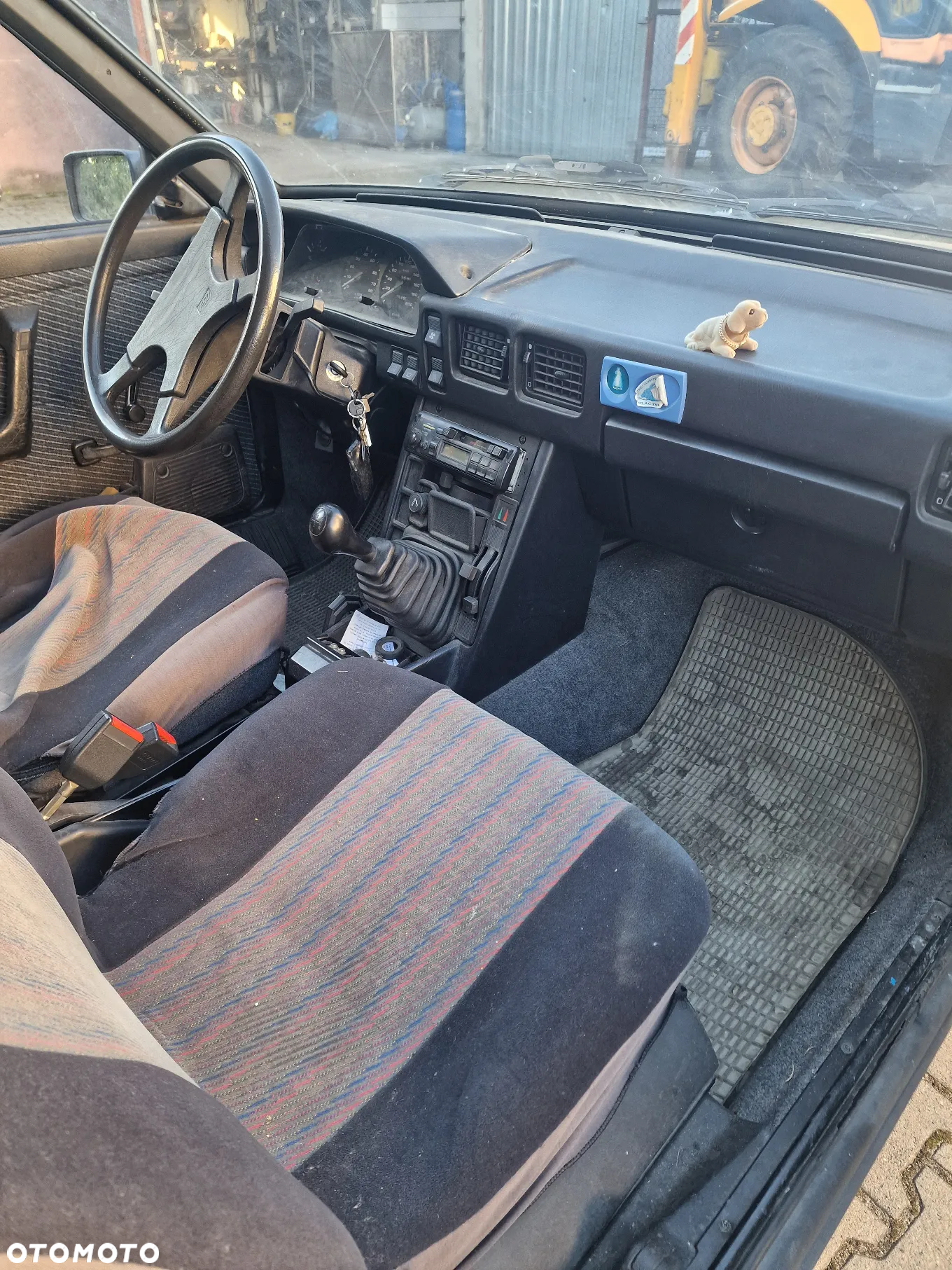 Polonez Caro - 6