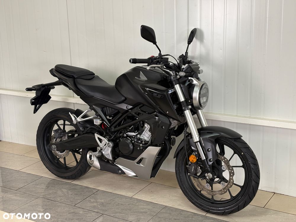 Honda CB - 1