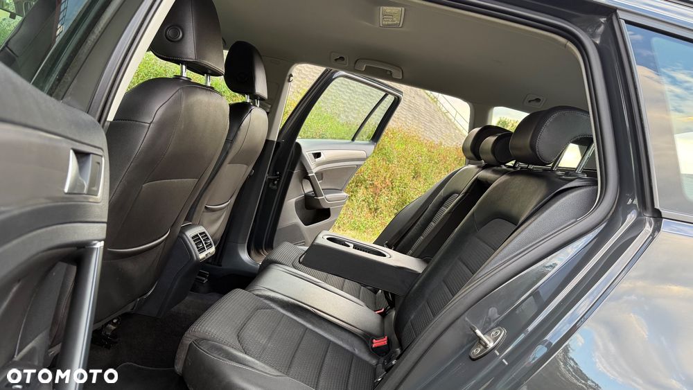 Volkswagen Golf 1.6 BlueTDI Comfortline - 25