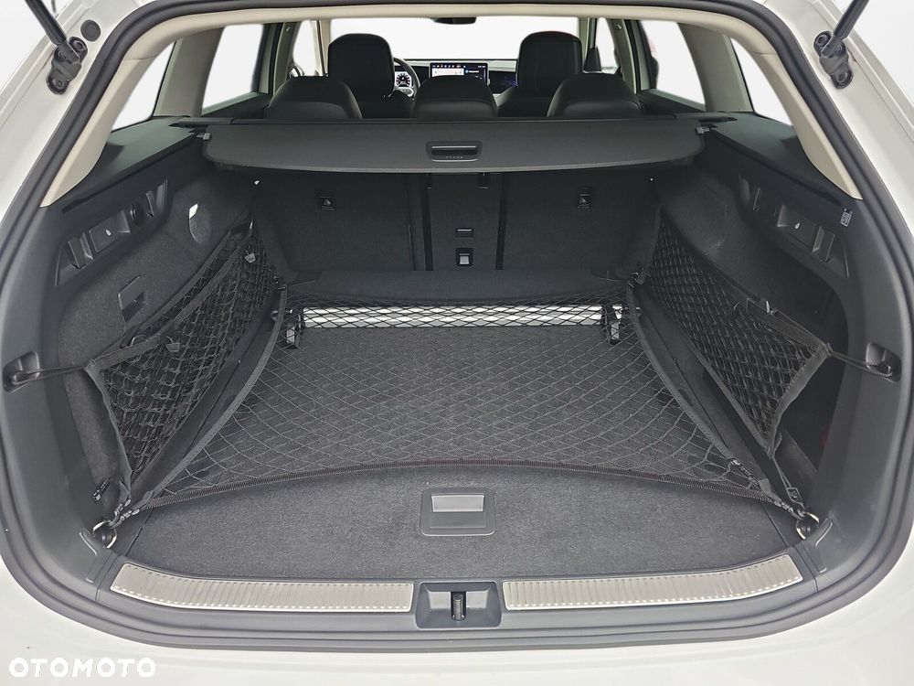 Volkswagen Passat - 12