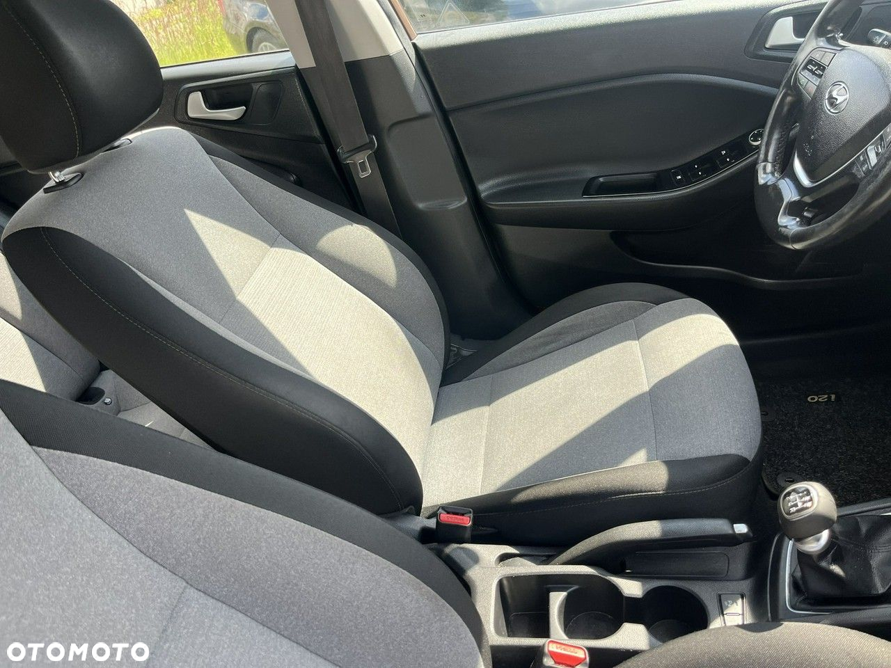 Hyundai i20 - 14