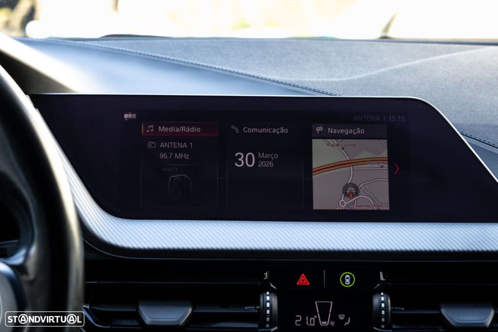 BMW 116 d Pack Desportivo M Auto - 33