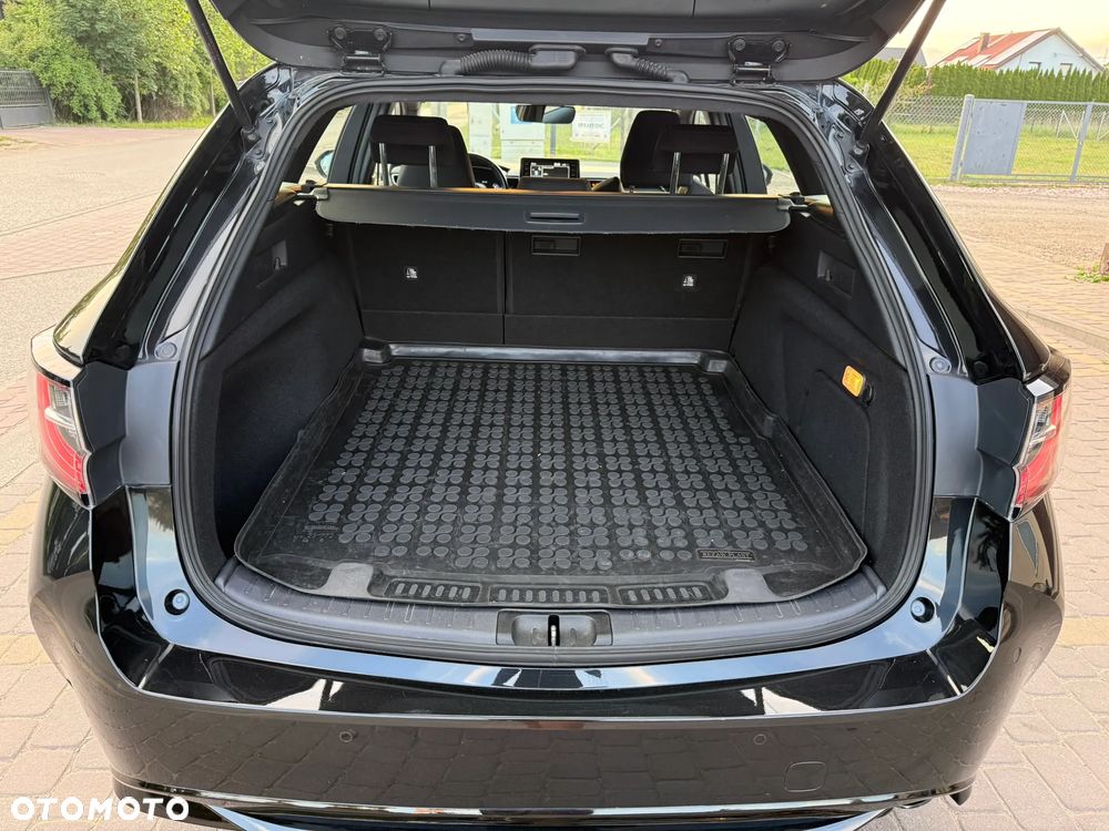 Toyota Corolla 2.0 Hybrid Comfort - 23
