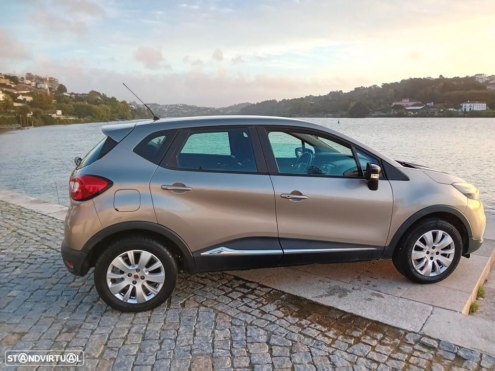Renault Captur 1.5 dCi Sport - 32