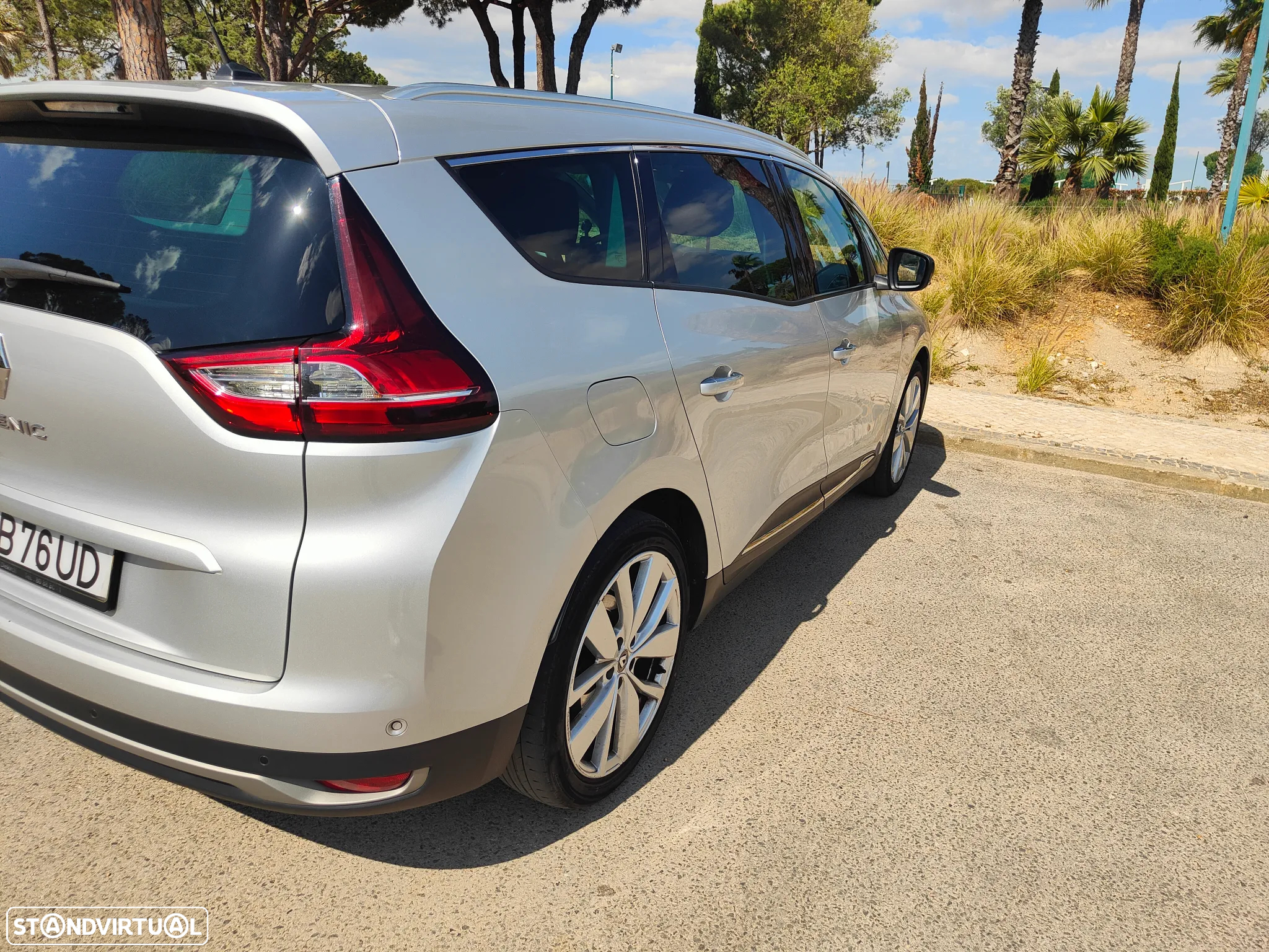 Renault Grand Scénic ENERGY dCi 110 LIMITED - 6