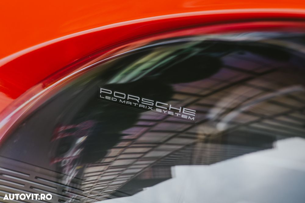 Porsche 911 Carrera S PDK - 7