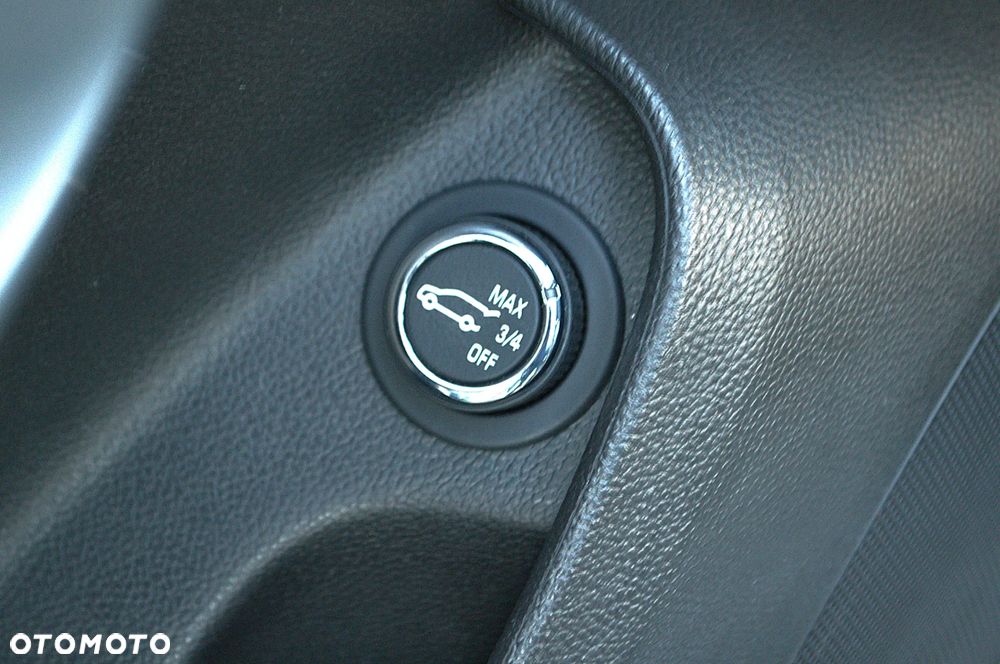 Opel Insignia 2.0 CDTI automatik Sport - 33