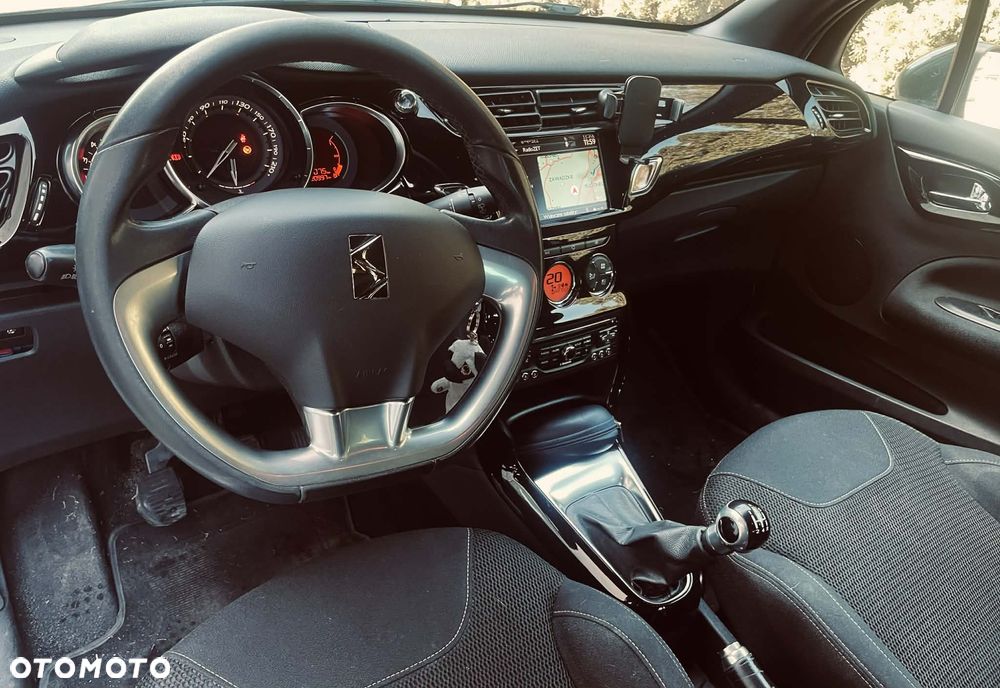 Citroën DS3 e-HDi 90 FAP SoChic - 7