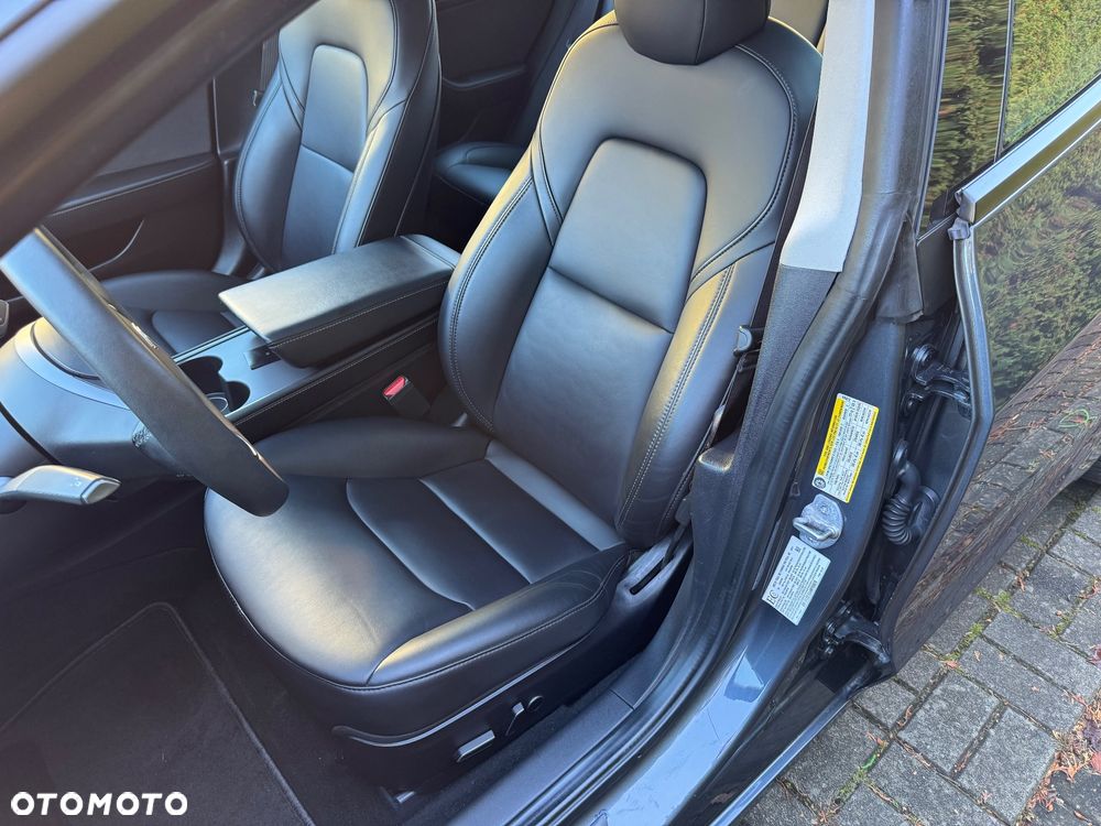 Tesla Model 3 RWD Hinterradantrieb - 30