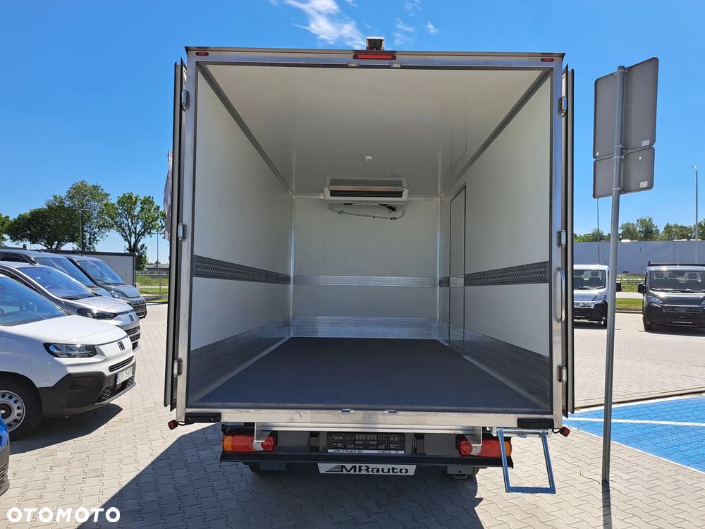 Fiat Ducato Kontener z windą - 13