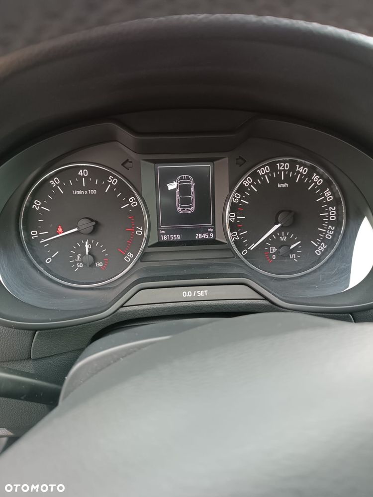 Skoda Octavia 1.4 TSI Ambition - 9