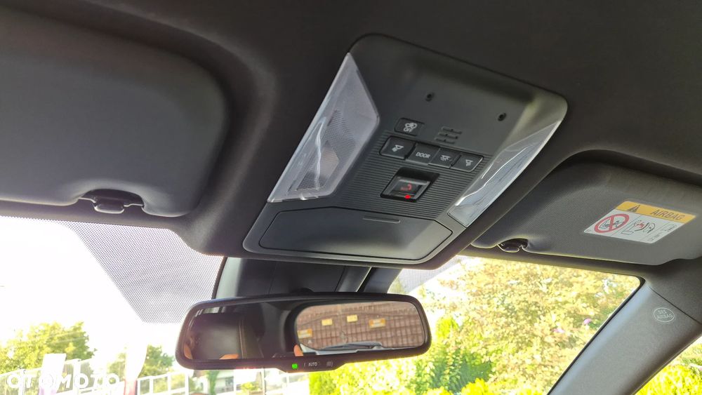 Suzuki Across 2.5 Plug-in Hybrid Elegance 4WD CVT - 21