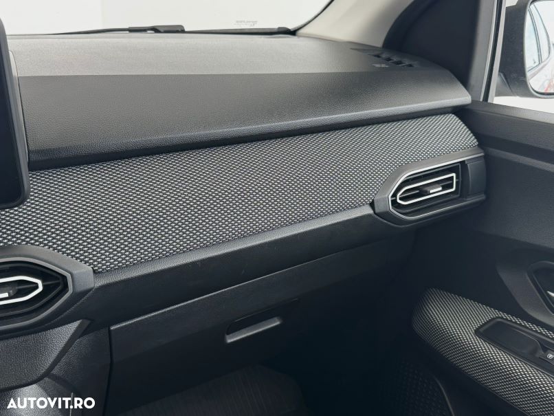 Dacia Sandero TCe 90 MT5 Expression - 24