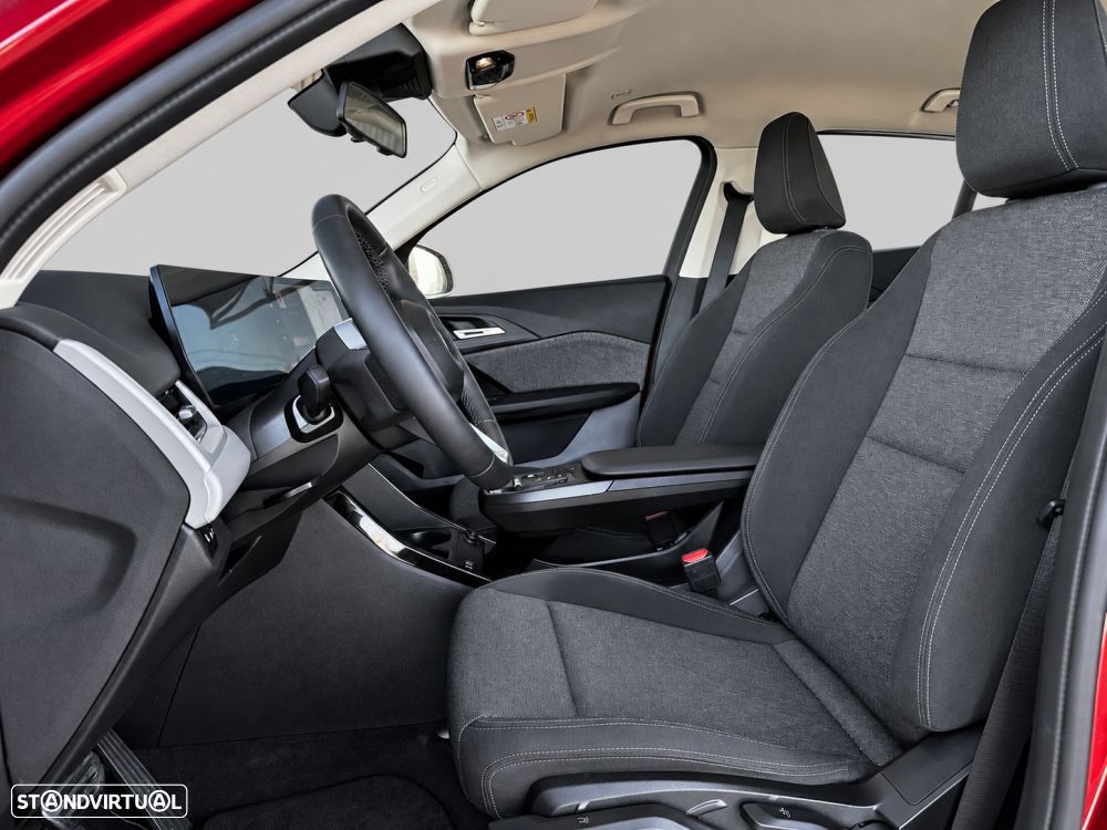 BMW iX2 eDrive20 - 13