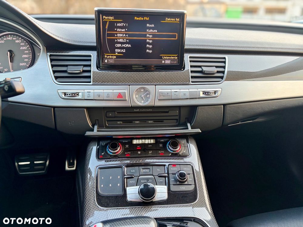 Audi S8 - 15