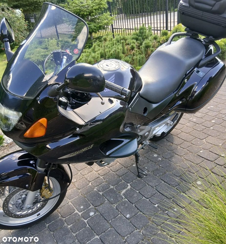 Honda Deauville - 1