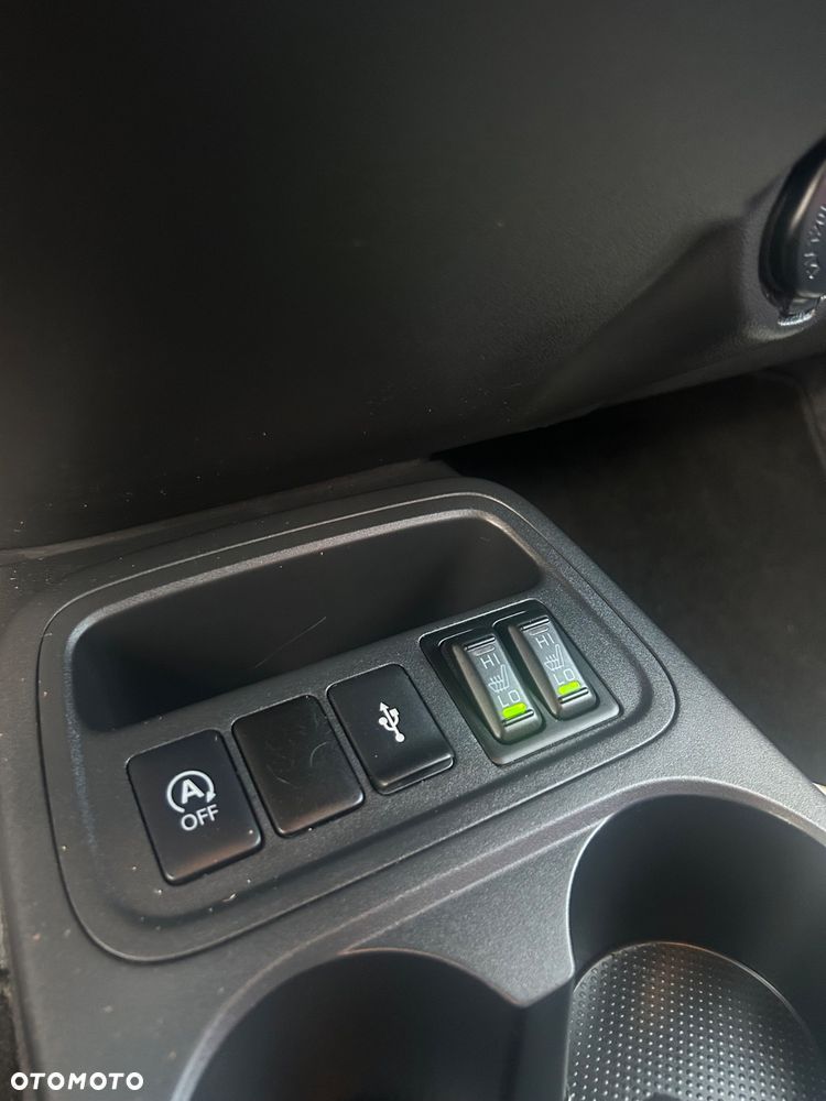 Mitsubishi Space Star AS&G 1.2 CVT Select+ - 14