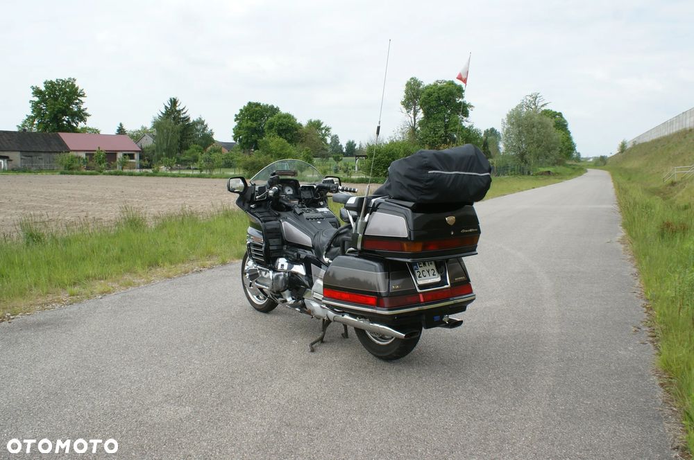 Honda GL - 8