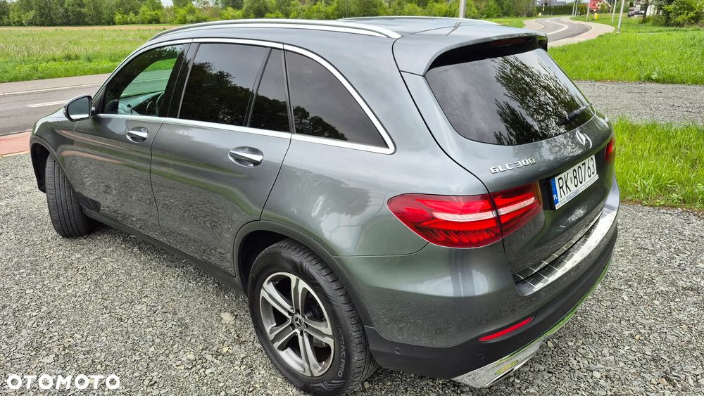 Mercedes-Benz GLC 300 4-Matic - 5