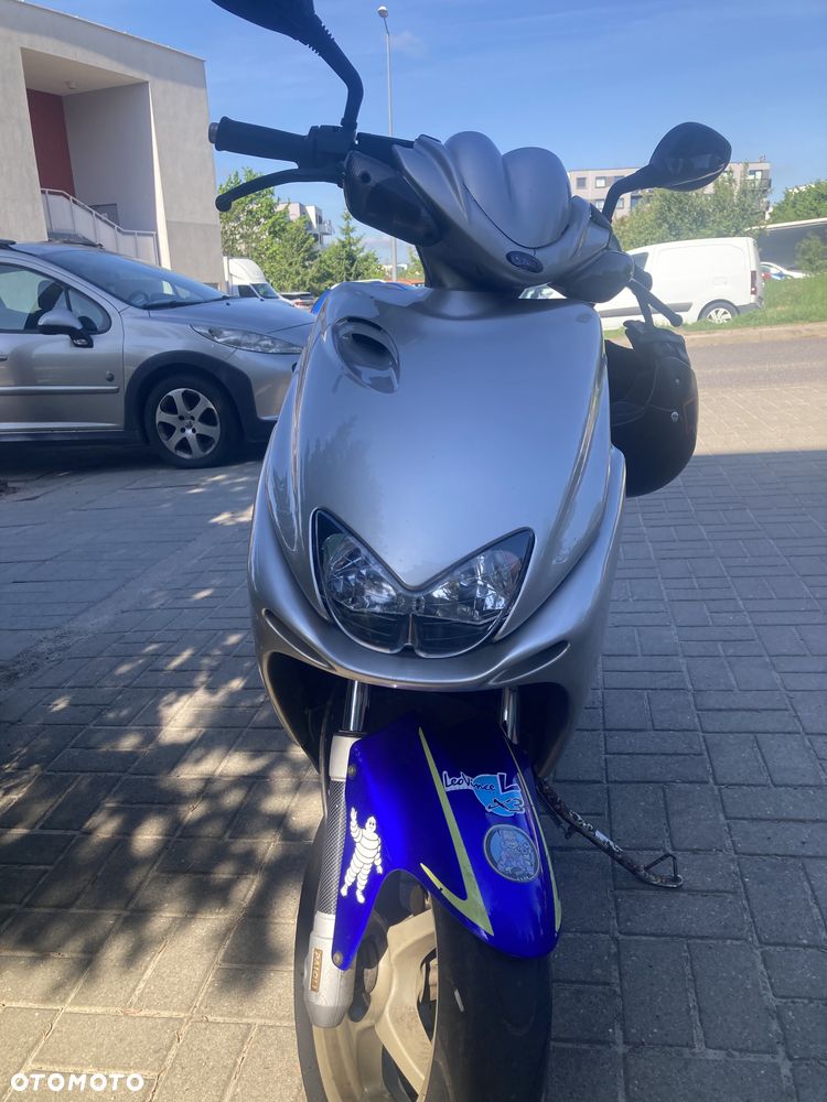 Yamaha Aerox - 4