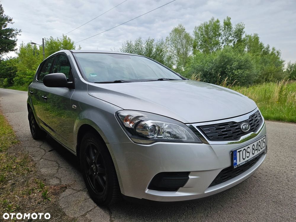 Kia Ceed 1.4 CVVT Attract - 10