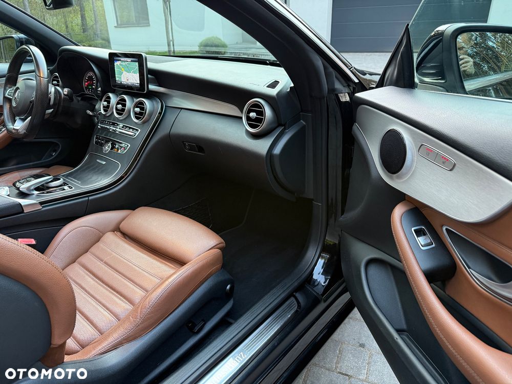 Mercedes-Benz Klasa C 200 4Matic 9G-TRONIC - 15