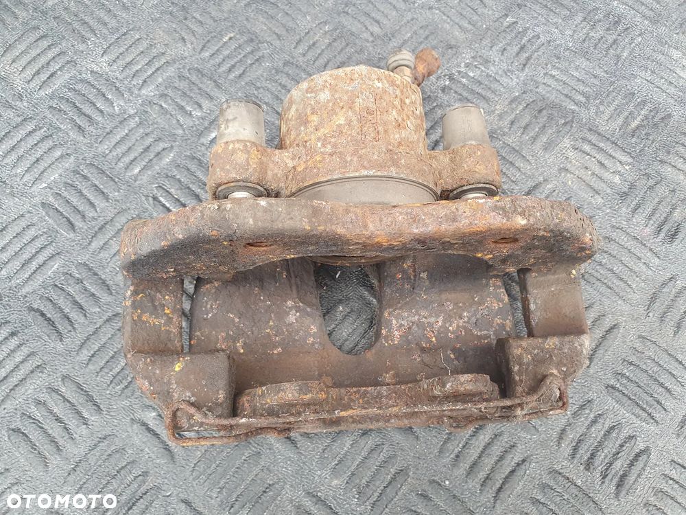 ZACISK FORD FOCUS MK2 PRZÓD PRZEDNI PRAWY - 2