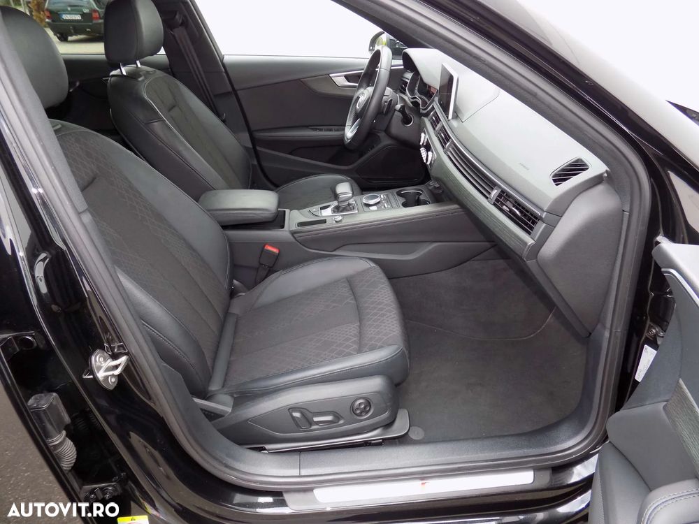 Audi A4 2.0 TDI S tronic Sport - 29