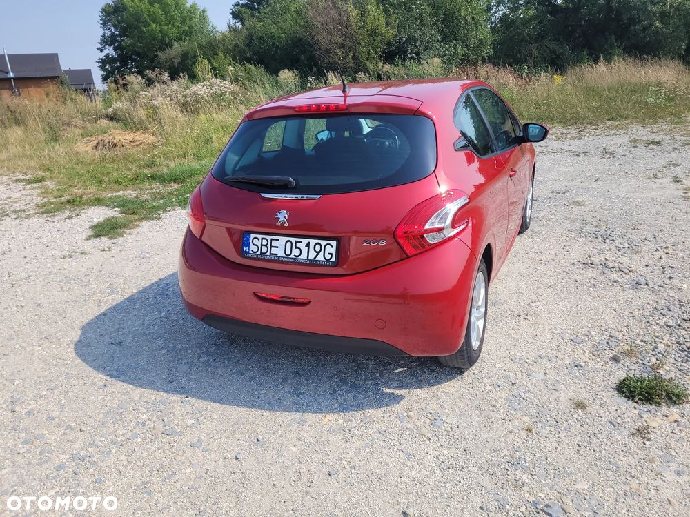 Peugeot 208 - 3