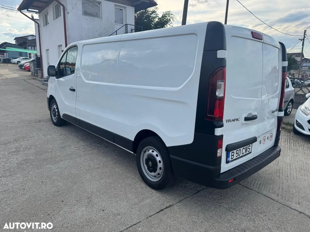 Renault Trafic Combi L2H1 1.6 dCi TT 120 7+1 Expression - 6