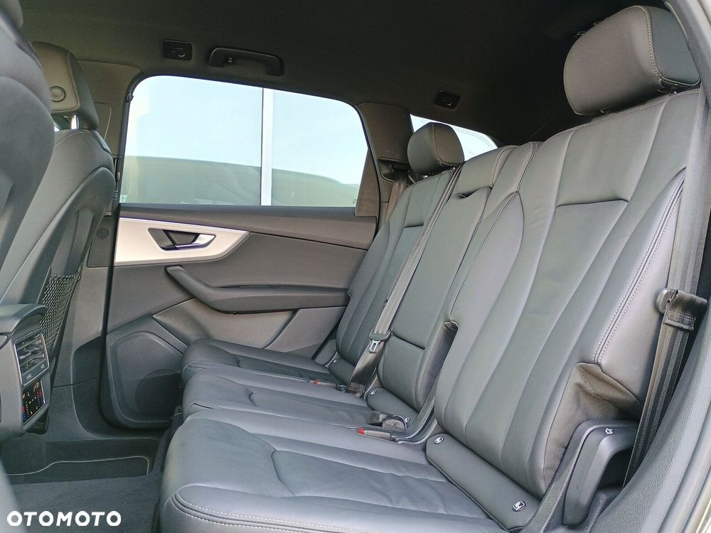 Audi Q7 - 15