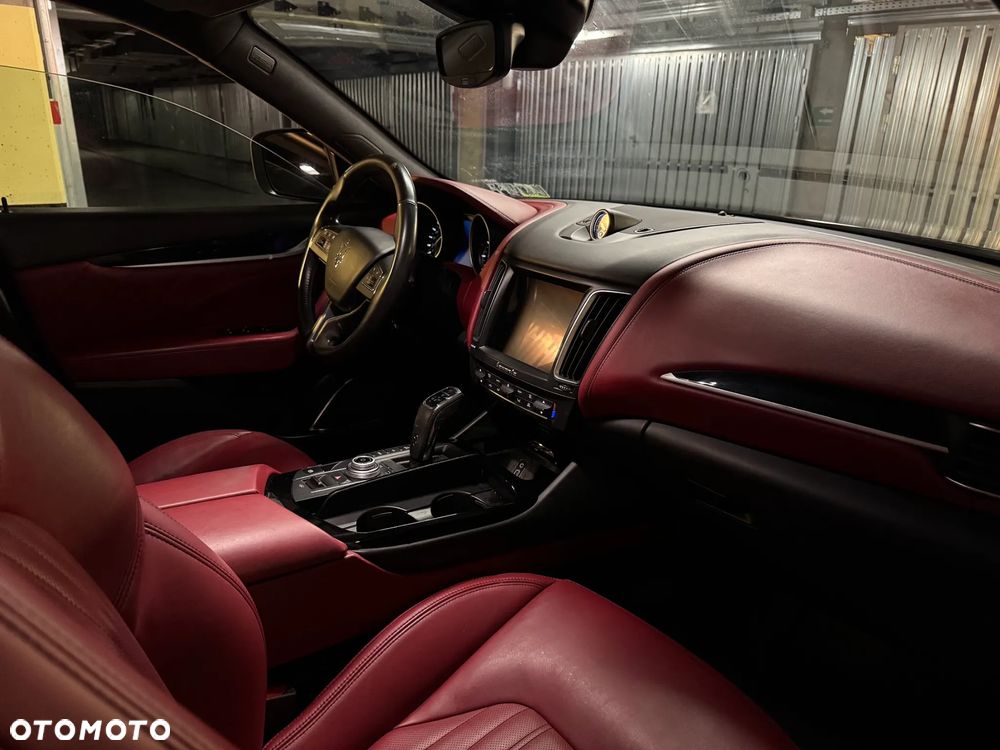 Maserati Levante Granlusso - 9