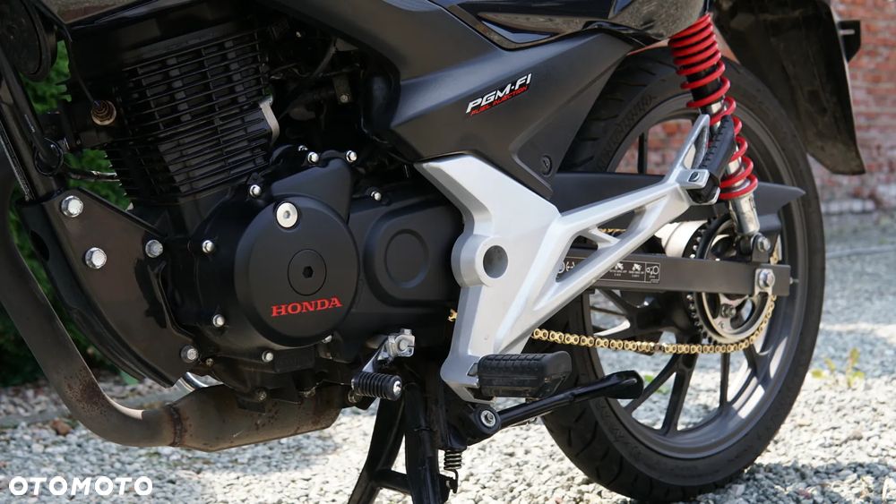 Honda CBF - 12