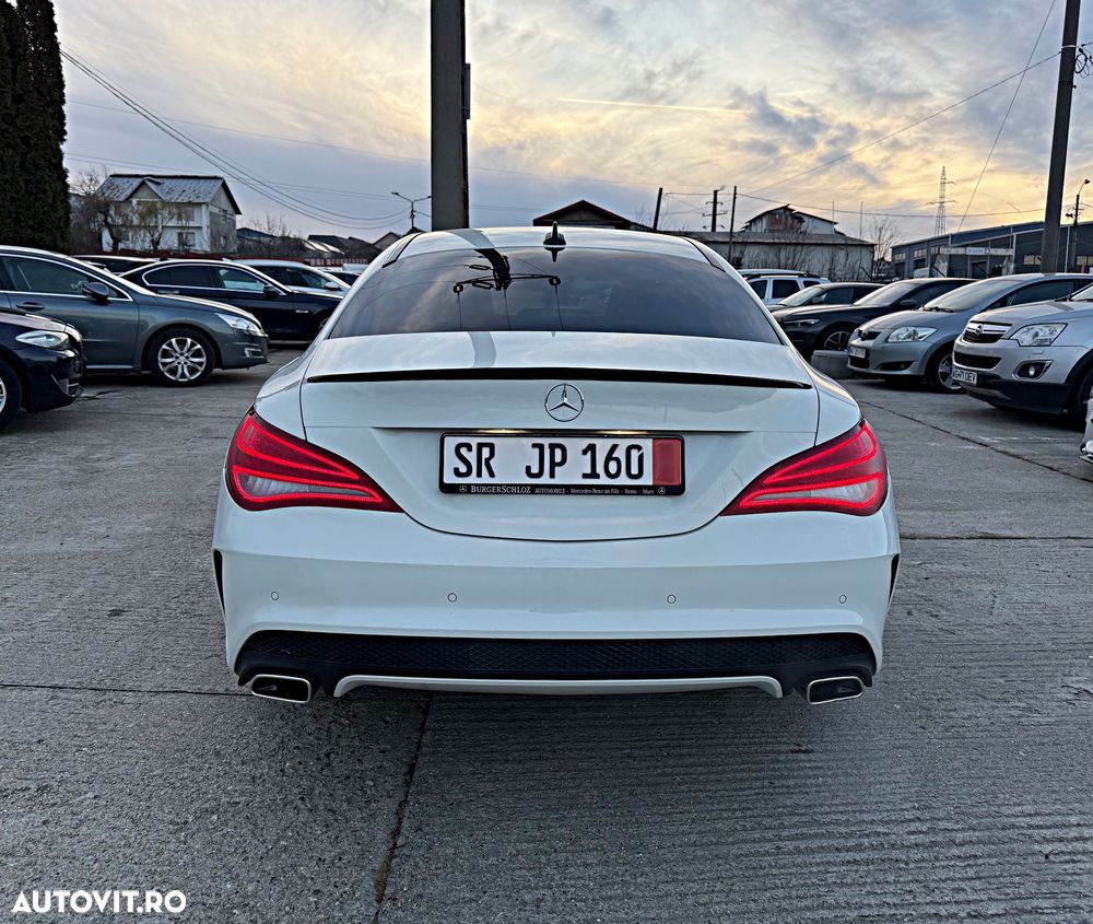 Mercedes-Benz CLA - 12