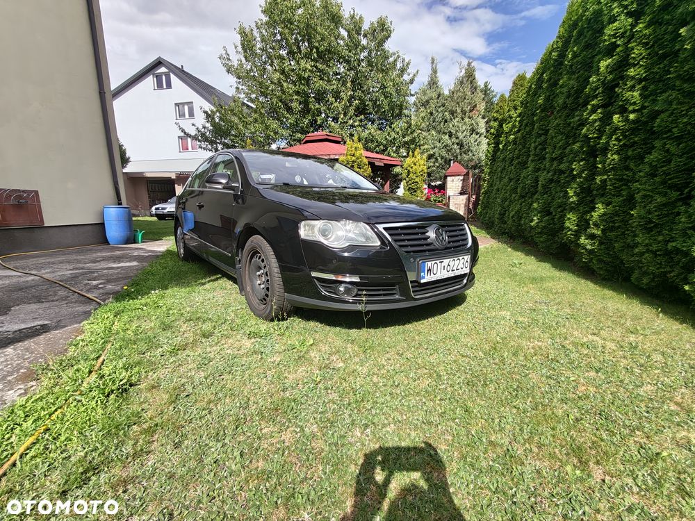 Volkswagen Passat 2.0 TDI DPF Trendline - 2