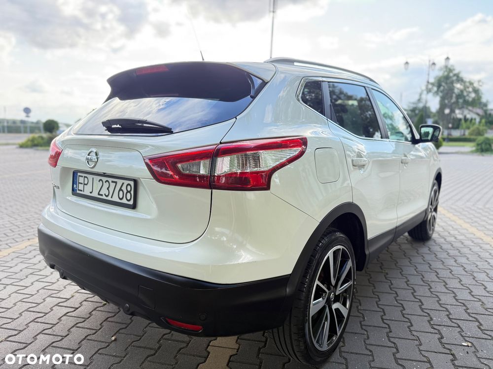 Nissan Qashqai 1.2 DIG-T Tekna EU6 - 7