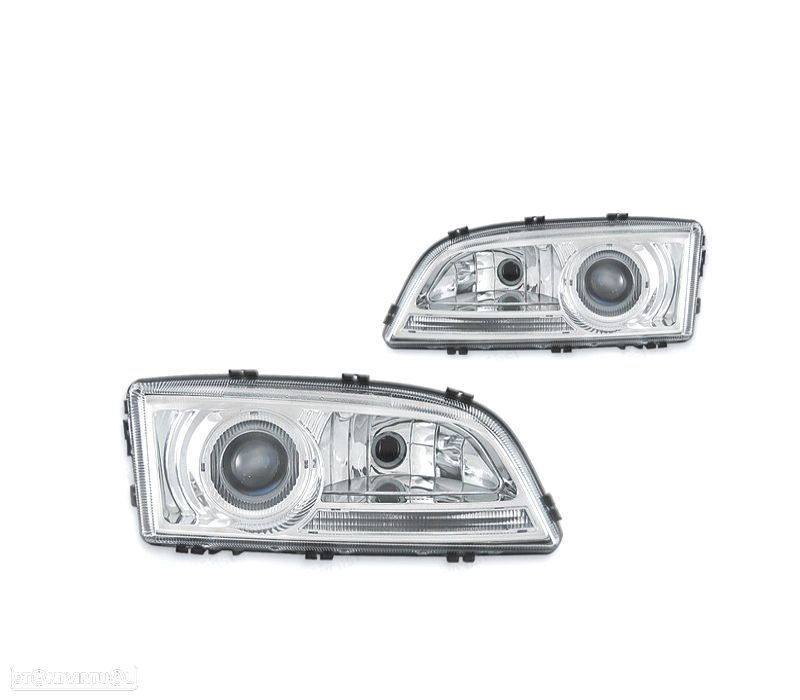 FAROIS FRONTAIS PARA VOLVO S70 97-99 FUNDO CROMADO - 1