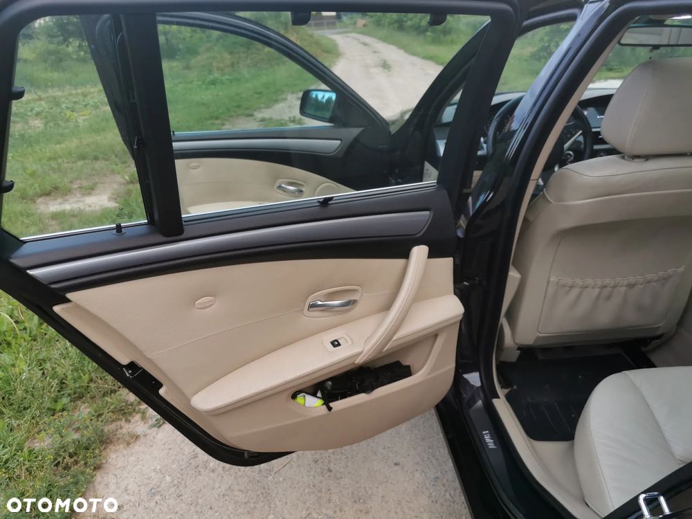 BMW Seria 5 - 17
