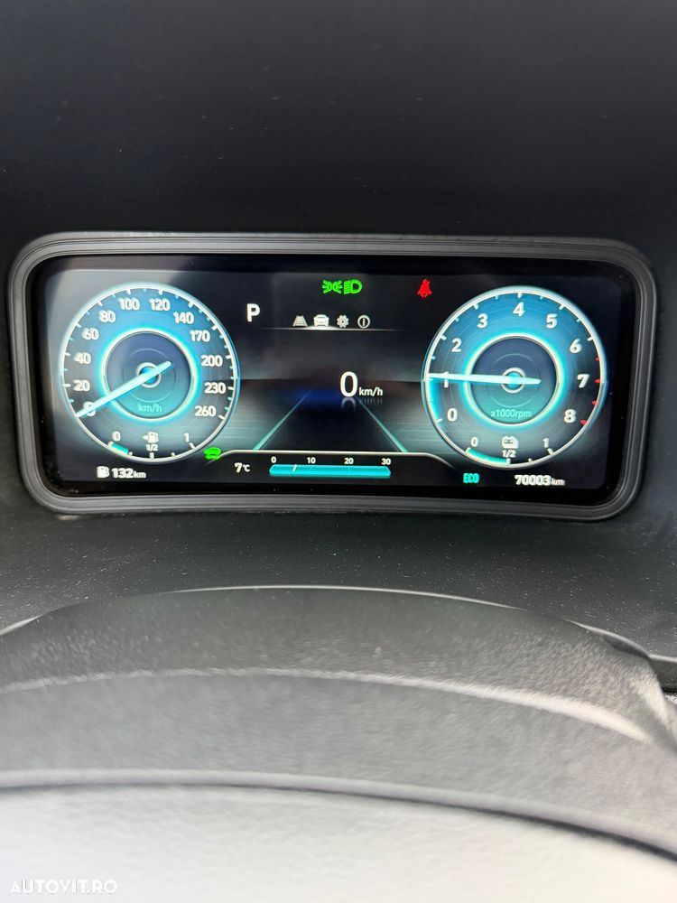 Hyundai KONA - 19