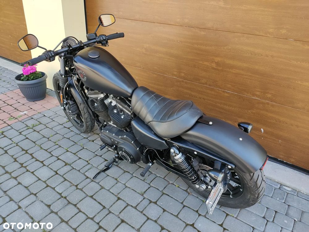 Harley-Davidson Sportster Iron 883 - 5