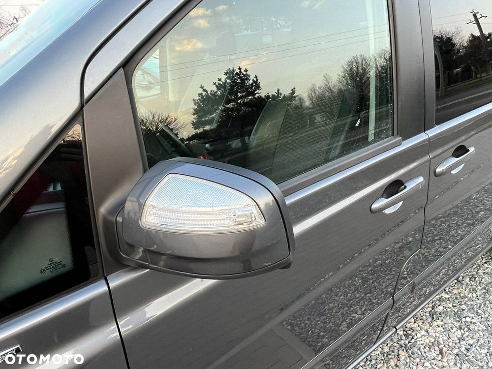Mercedes-Benz Viano - 17